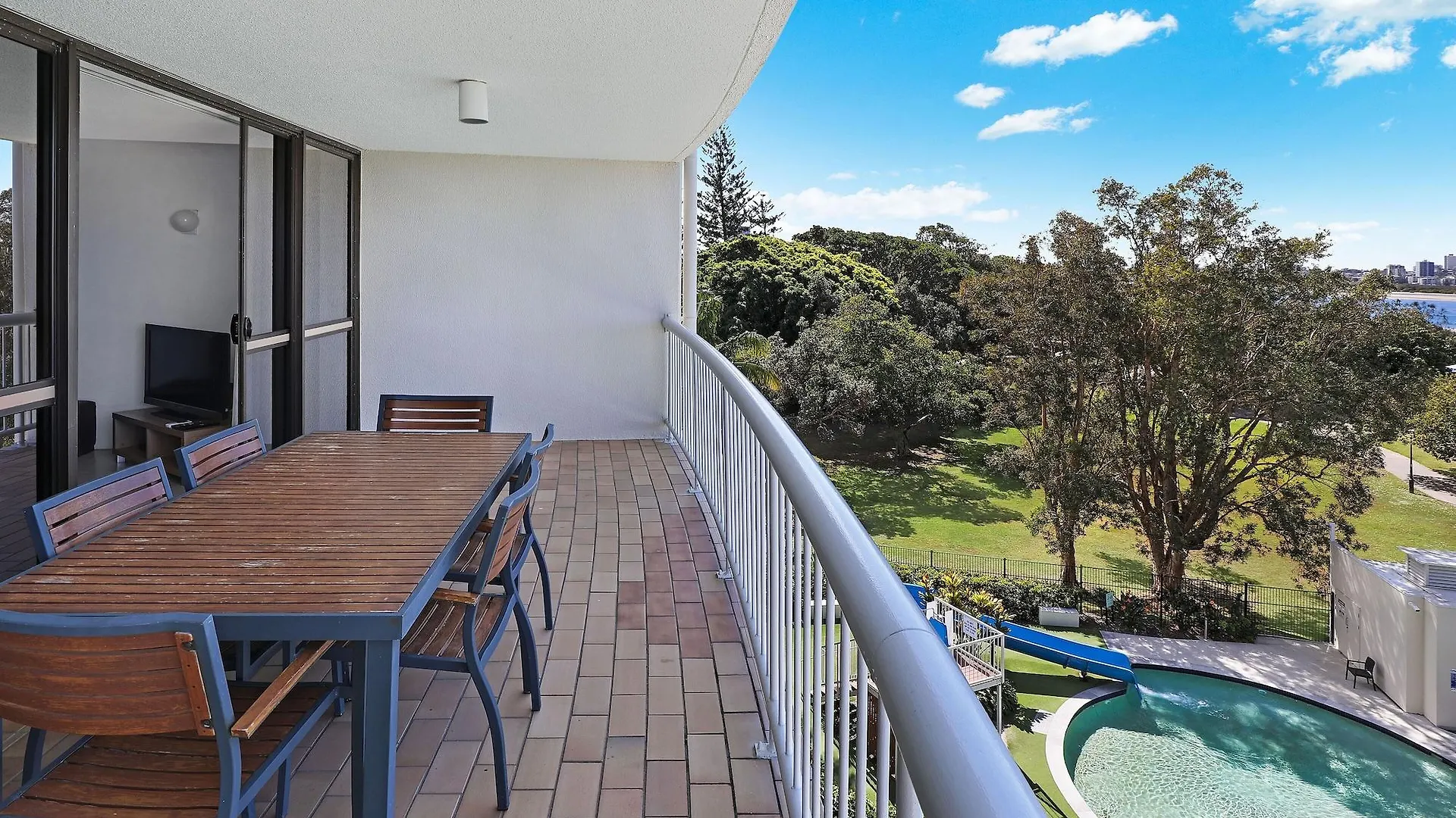 Gemini Resort Καλούντρα